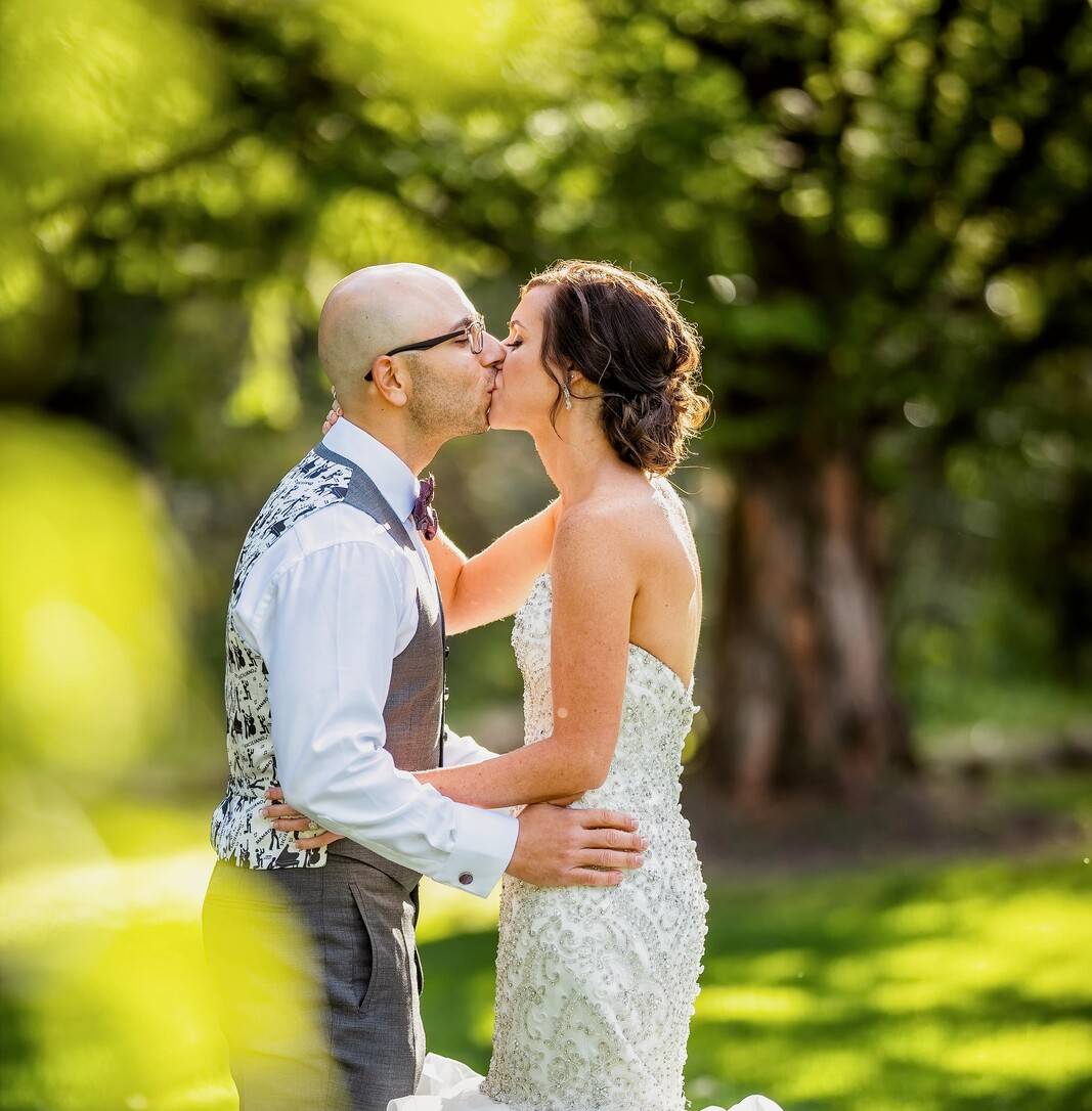 Colleen & Michael wedding at Inn on Broadway, Rochester, wedding photography by Nightfox Films