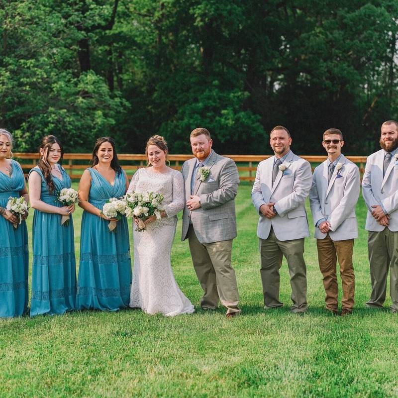 April & Justin wedding at Cobblestone Barn, Rochester, photograph 8