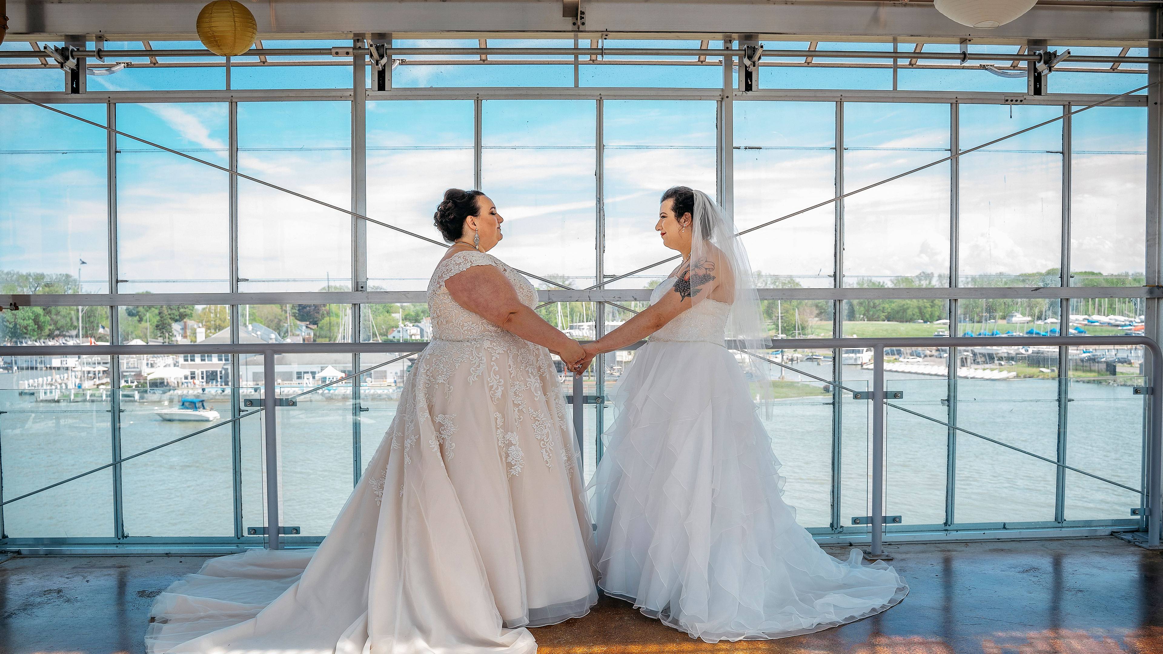 Angela & Loren wedding photography at Arbor at the Port